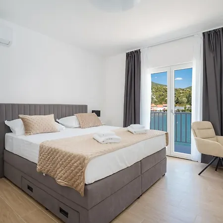 House With A Parking Space Rogotin, Neretva Delta - Usce Neretve - 24802 Holiday home *