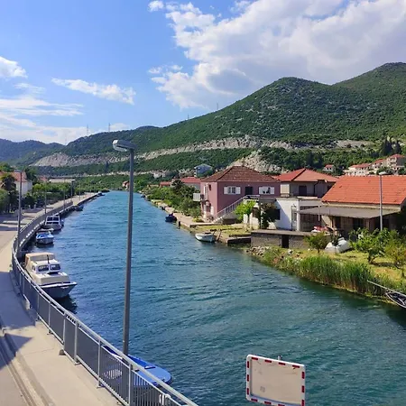 With Hot Tub Rogotin, Neretva Delta - Usce Neretve - 24802 Rogotin